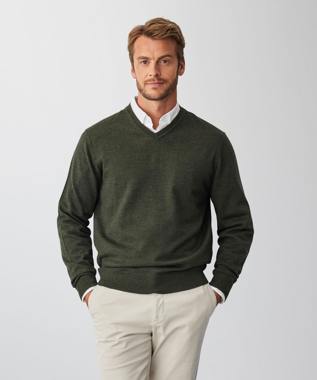 Merino V Neck Knit Moss x knitwear GAZMAN